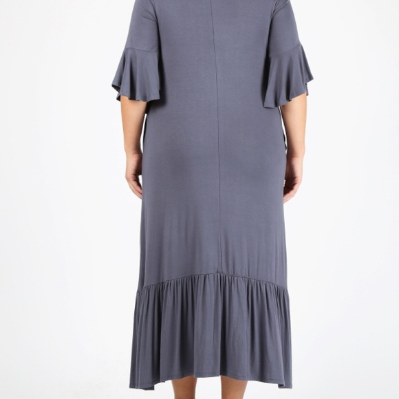 PLUS SIZE KNIT MAXI DRESS with RUFFLED SLEEVES - - Picture 2 of 3